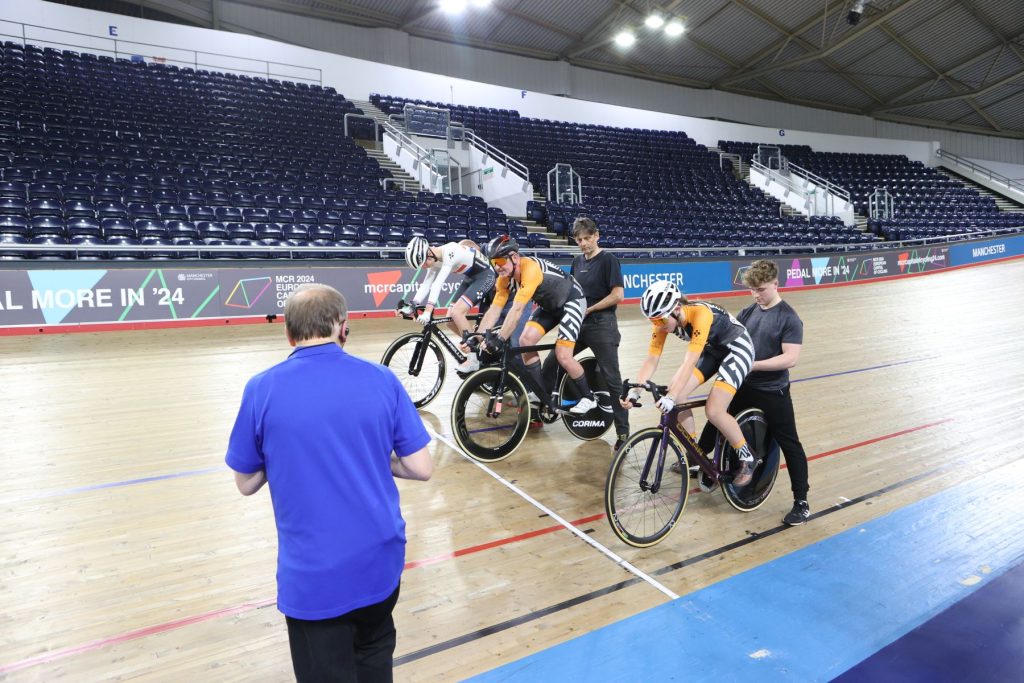 Track Commissaire